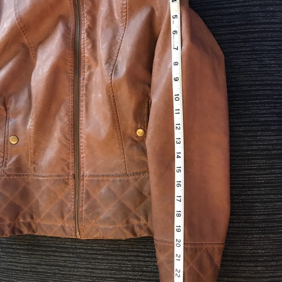 Quilted ombre vegan leather jacket - Picture 5 of 6